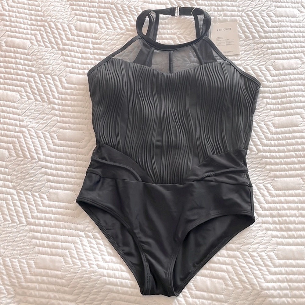 Black gorgeous swimsuit